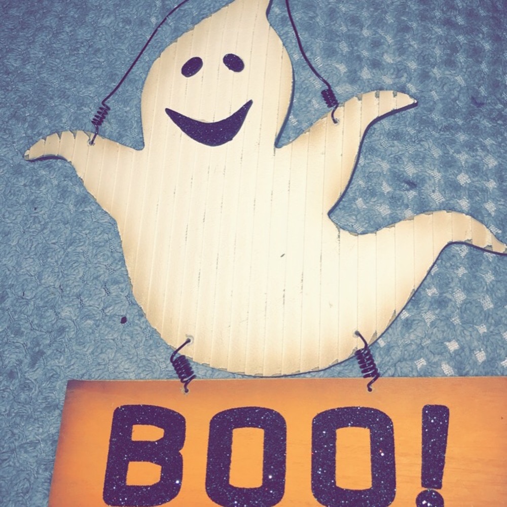 Halloween decor
